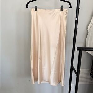 Elegant Cream Women's Skirt